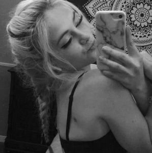 Meet your Posher, Anastasia